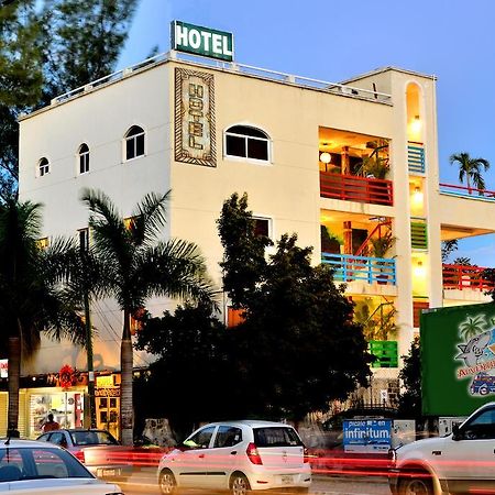 Adventure Experience Hotel Playa del Carmen Bagian luar foto