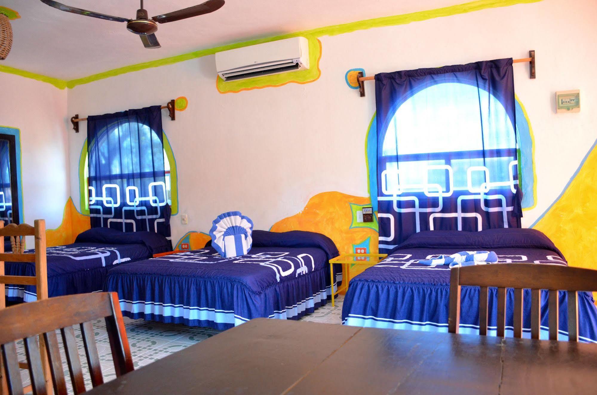 Adventure Experience Hotel Playa del Carmen Bagian luar foto